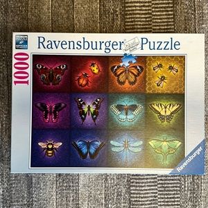Ravensburger 1000 piece butterfly/moth/bee puzzle (1 missing piece) No. 168187